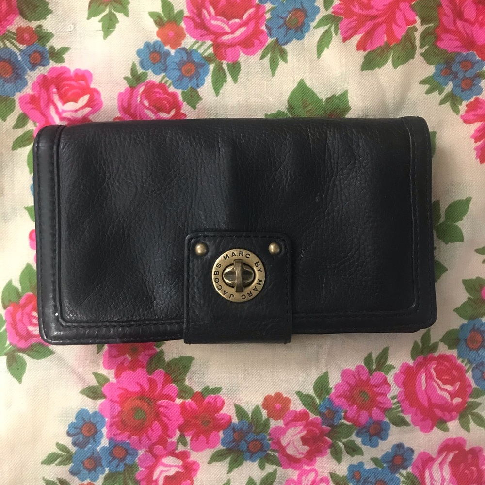 Marc Jacobs Black Leather Wallet Brass Hardware